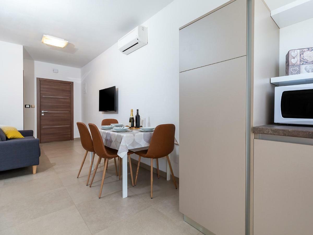Apartments Gioia Пореч Экстерьер фото