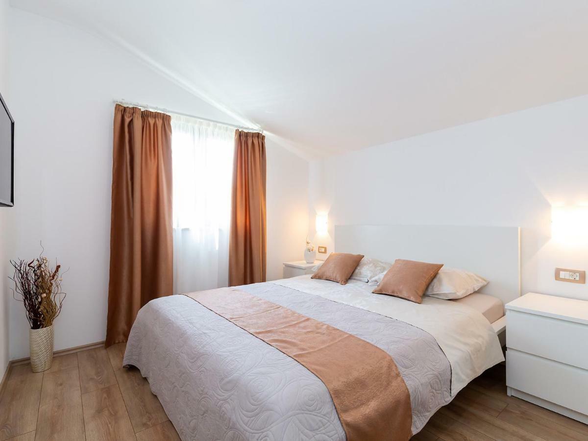 Apartments Gioia Пореч Экстерьер фото