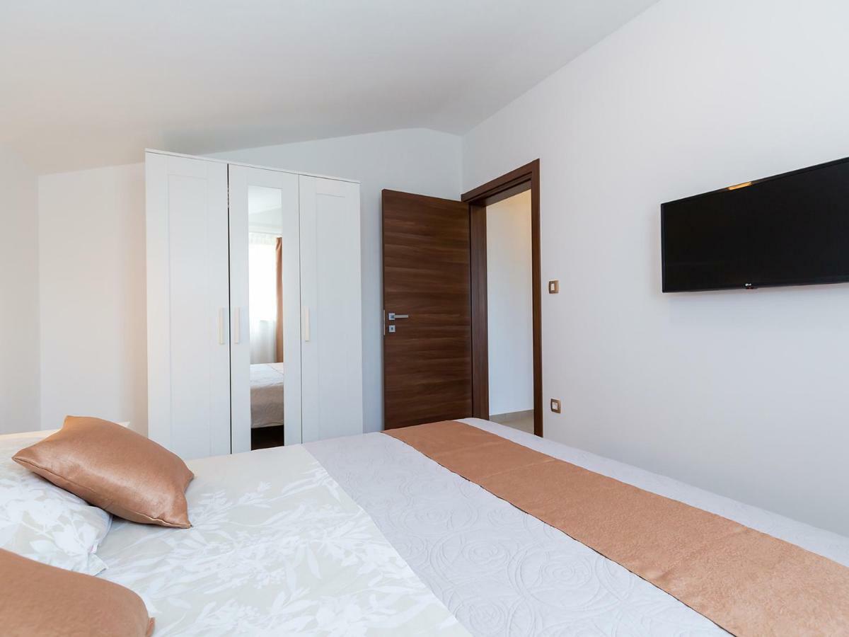 Apartments Gioia Пореч Экстерьер фото