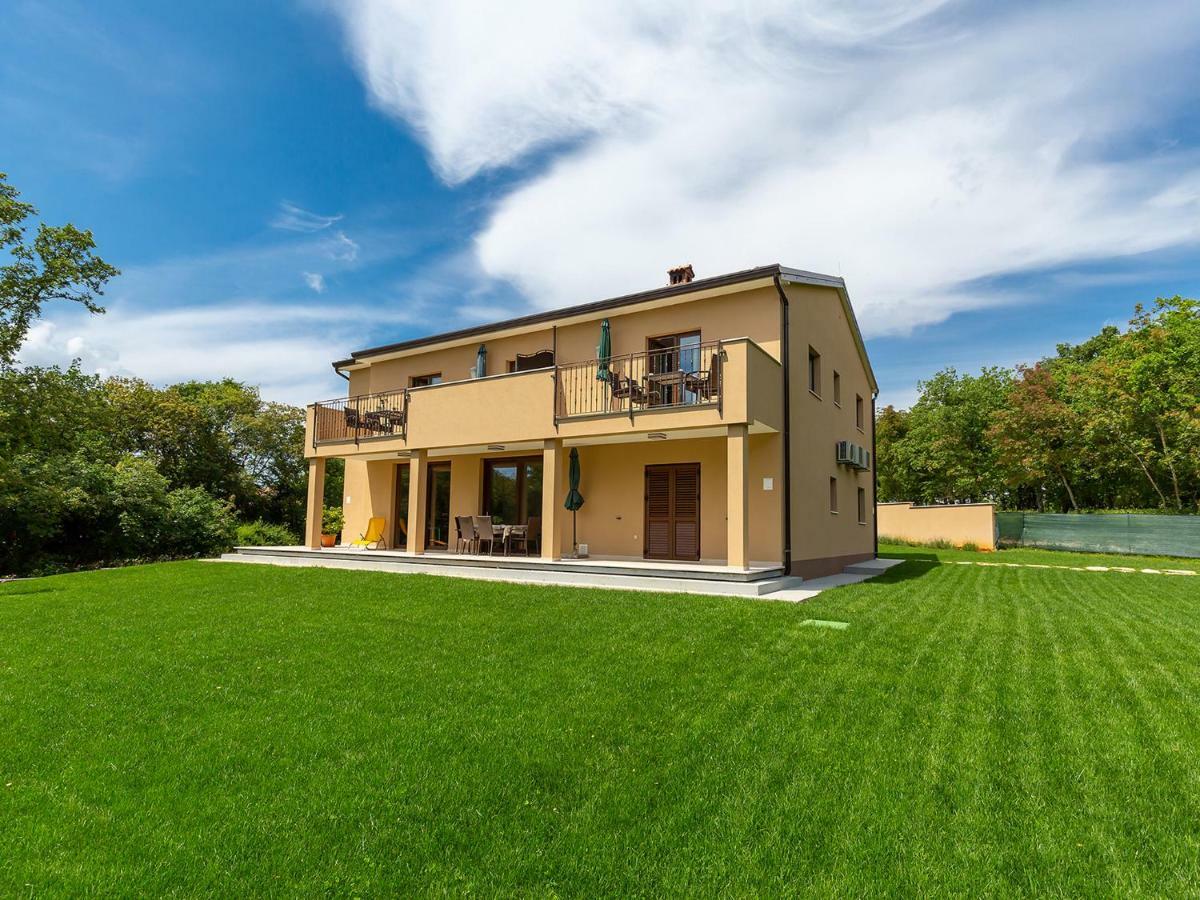 Apartments Gioia Пореч Экстерьер фото